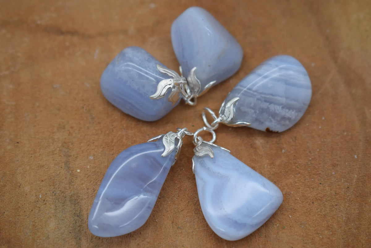 Blauwe chalcedoon hanger